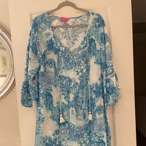 Lilly Pulitzer 3/4 bell sleeve dress. Size XL